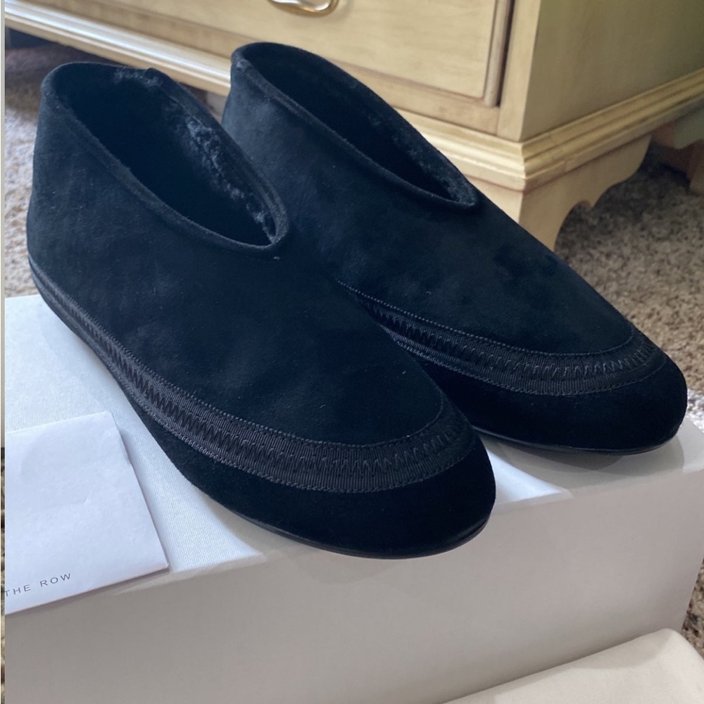 The Row Women's Fairy Shearling-lined Flats
